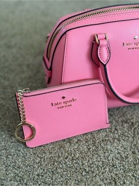 Kate Spade Madison Small Dolly
Duffle Crossbody Bag and wallet